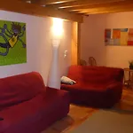 Casa Con Vistas En *