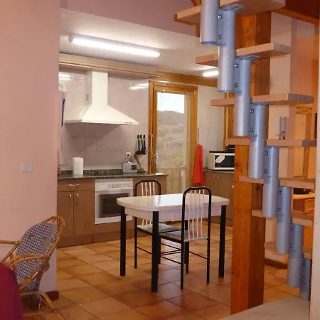 Casa Con Vistas En Pobes